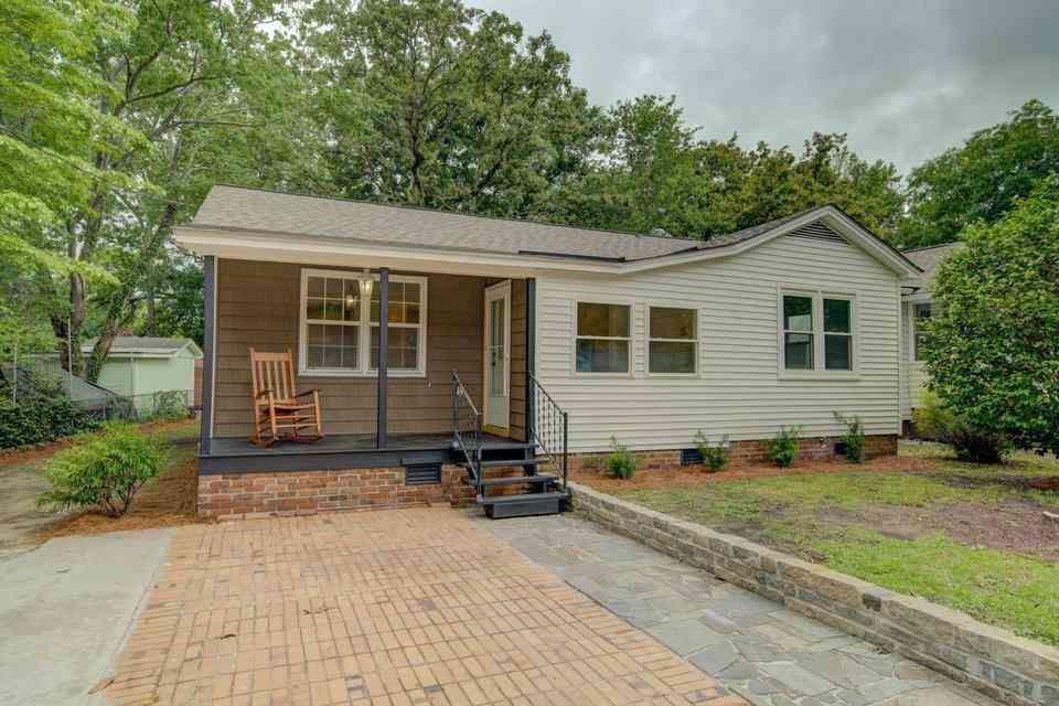 Homes For Sale - 4527 Holly Street<br/> North Charleston, SC 29405