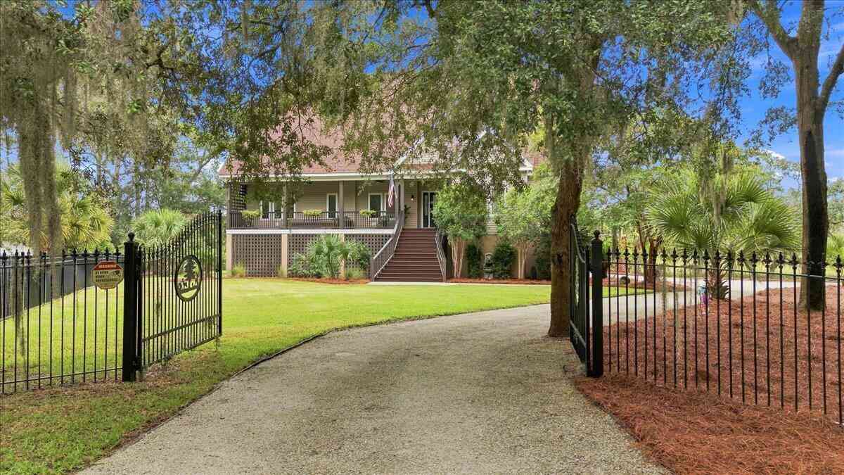 Homes For Sale - 8539 Pope Landing Road<br/> Edisto Island, SC 29438