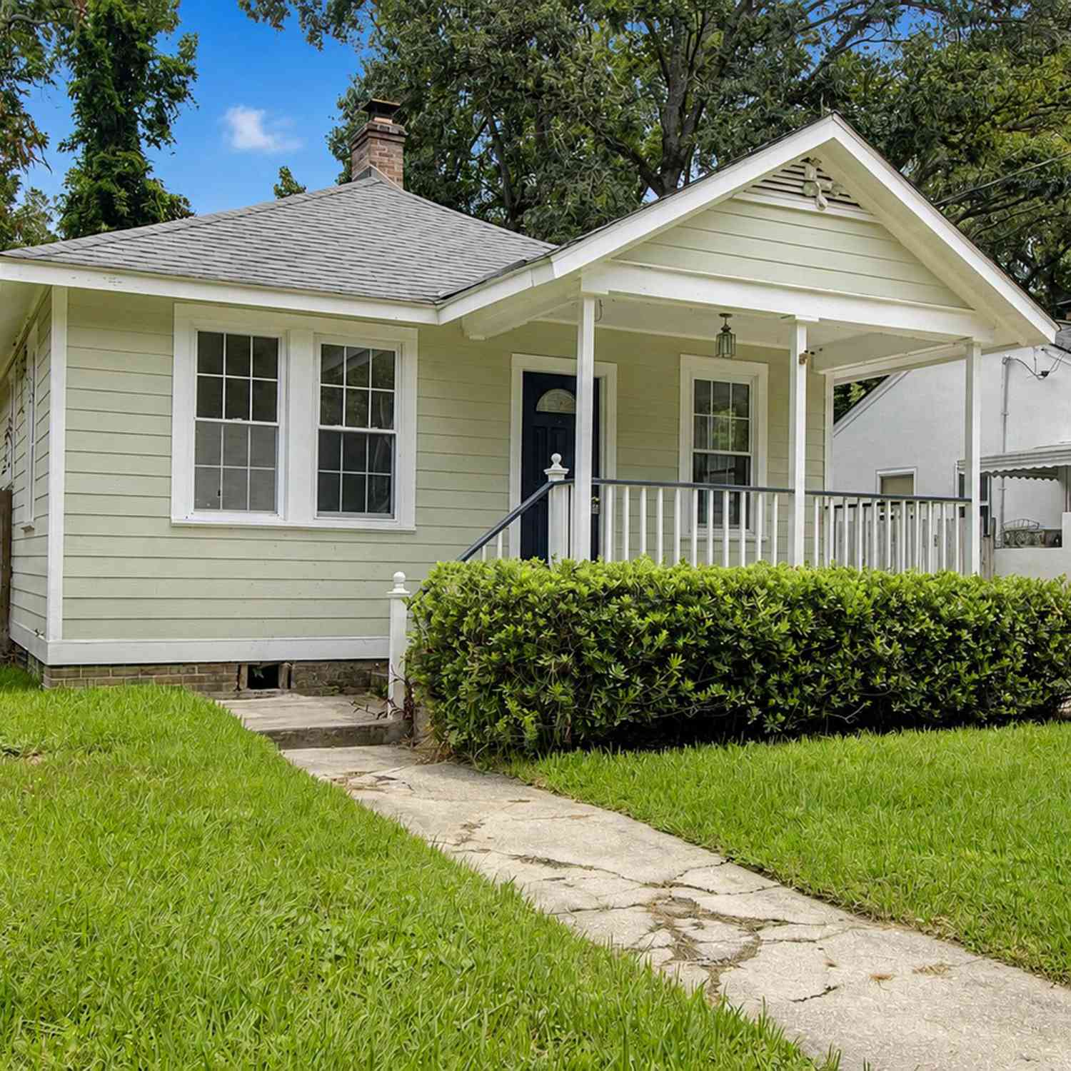 Homes For Sale - 214 Live Oak Avenue<br/> Charleston, SC 29407