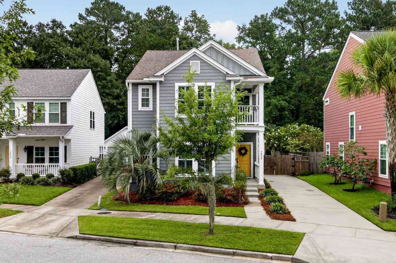 Homes For Sale - 1658 Sparkleberry Lane<br/> Johns Island, SC 29455