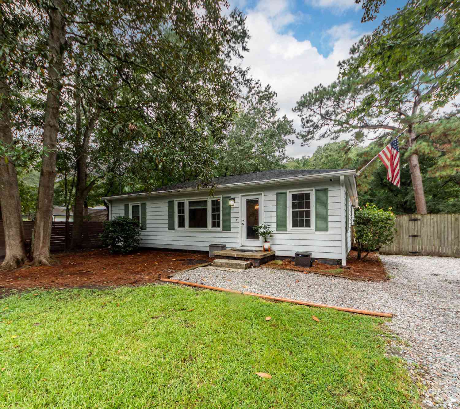 Homes For Sale - 3572 Berryhill Road<br/> Johns Island, SC 29455