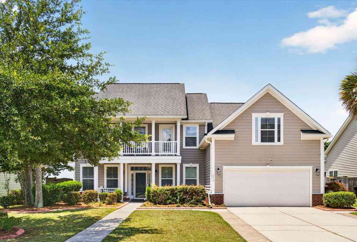 Homes For Sale - 217 Palmetto Village Circle<br/> Moncks Corner, SC 29461
