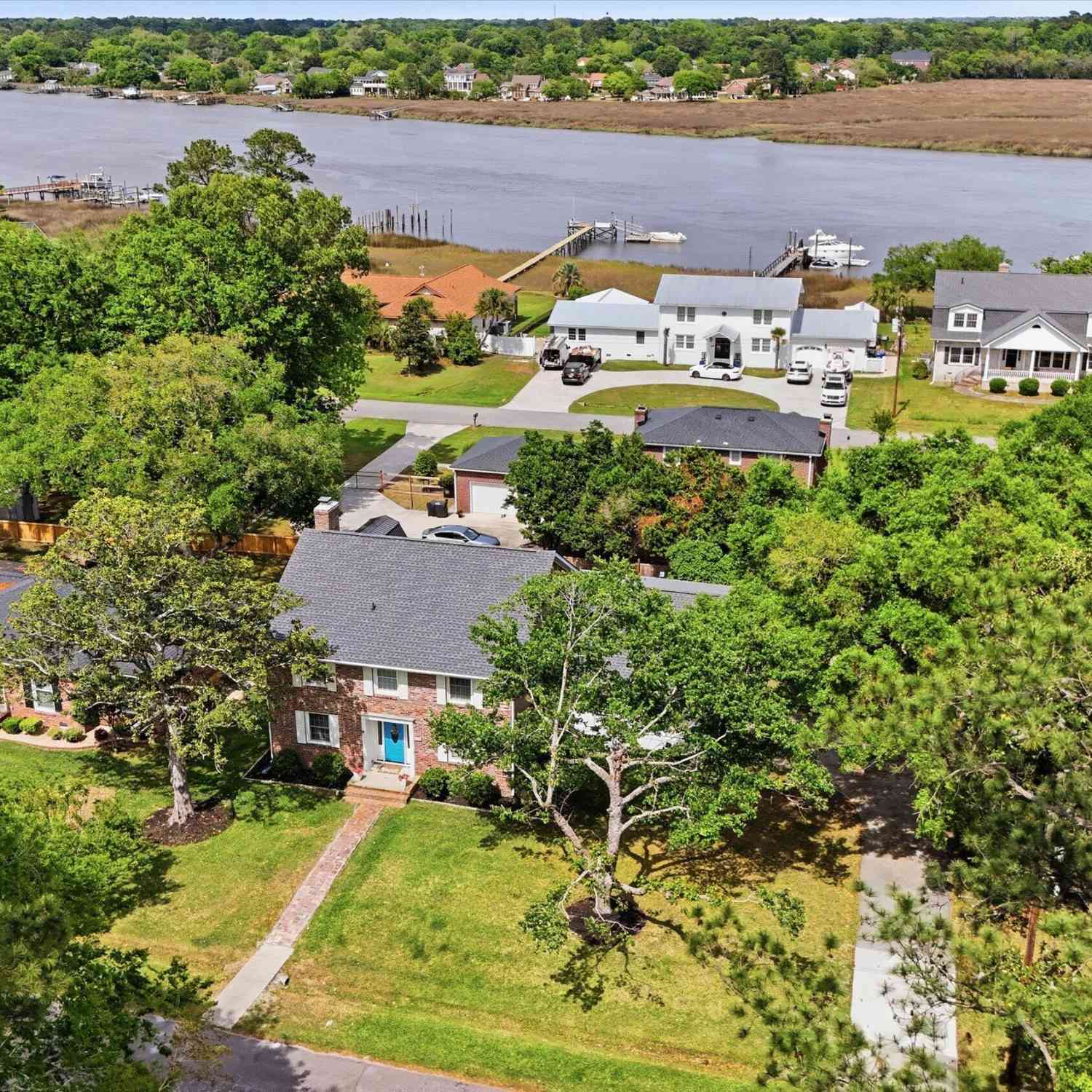 Homes For Sale - 2388 Erskine Avenue<br/> Charleston, SC 29414