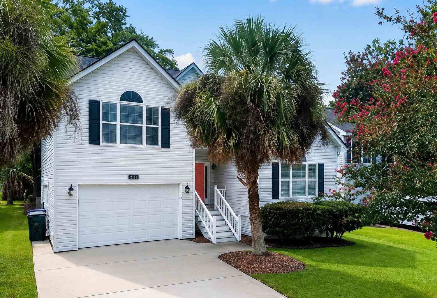 Homes For Sale - 2111 Razorback Lane<br/> Charleston, SC 29414