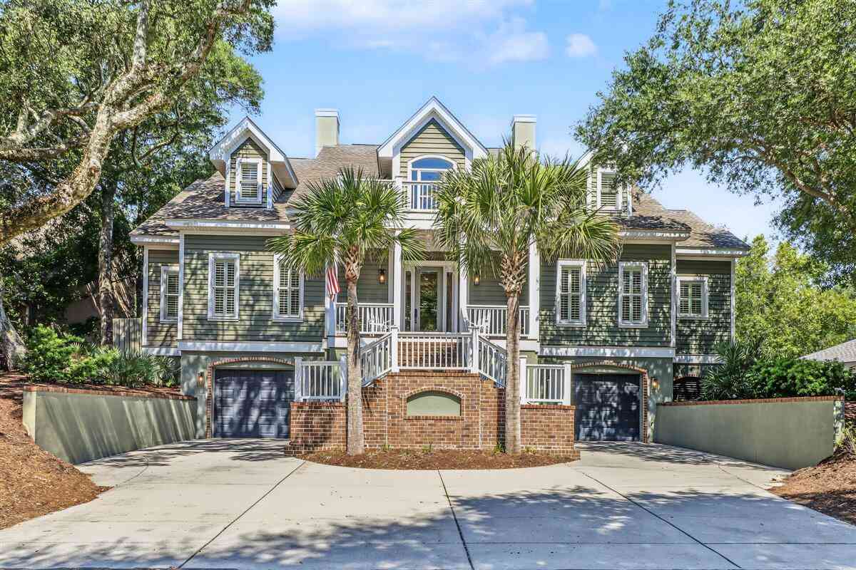 Homes For Sale - 41 Fairway Oaks Lane<br/> Isle of Palms, SC 29451
