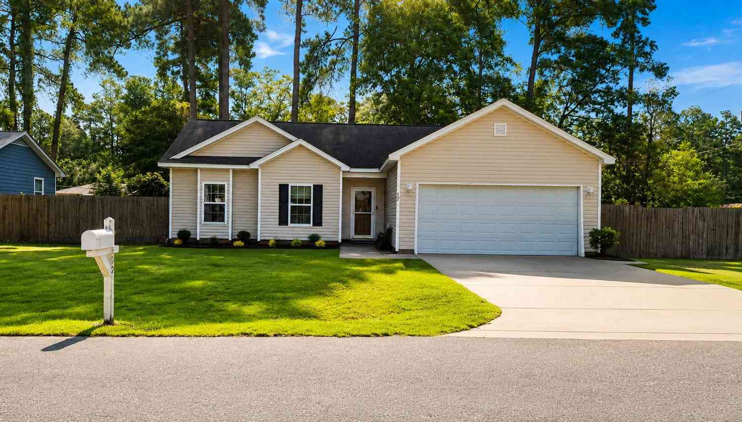 Homes For Sale - 102 Dahlia Street<br/> Colleton County, Walterboro, SC 29488