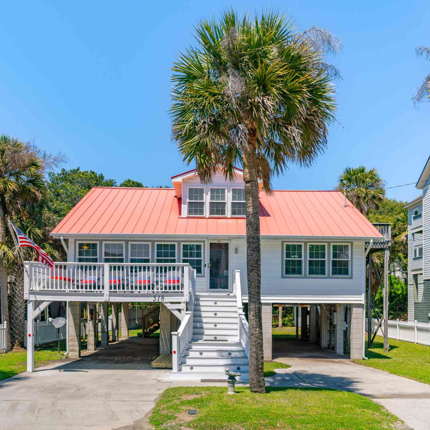Homes For Sale - 518 W Ashley Avenue<br/> Folly Beach, SC 29439