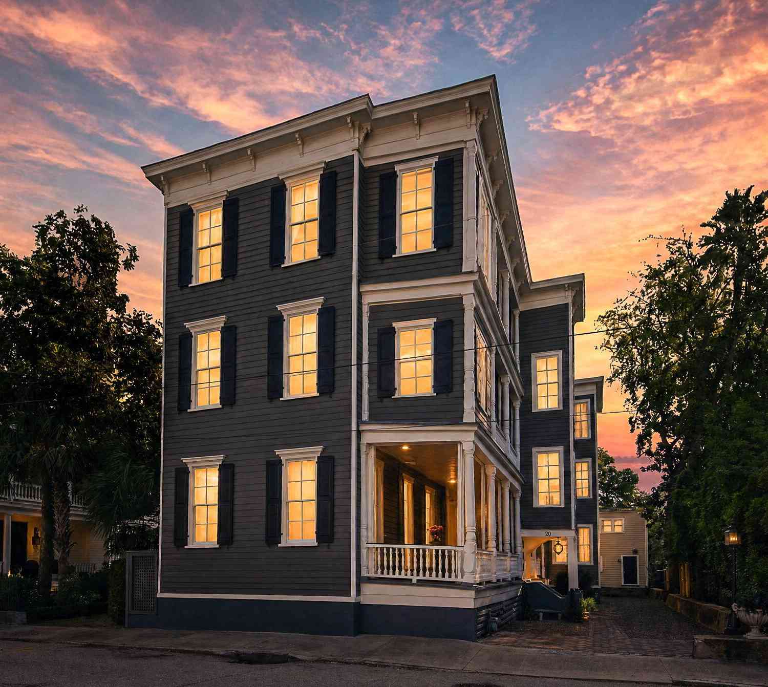Condo For Sale - 20 Limehouse Street #C<br/> Charleston County, Charleston, SC 29401