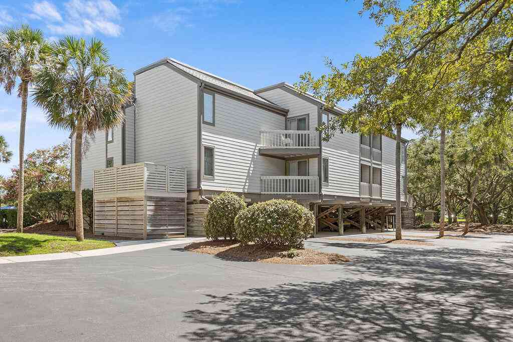 Villa For Sale - 1615 Live Oak Park<br/> Charleston County, Seabrook Island, SC 29455