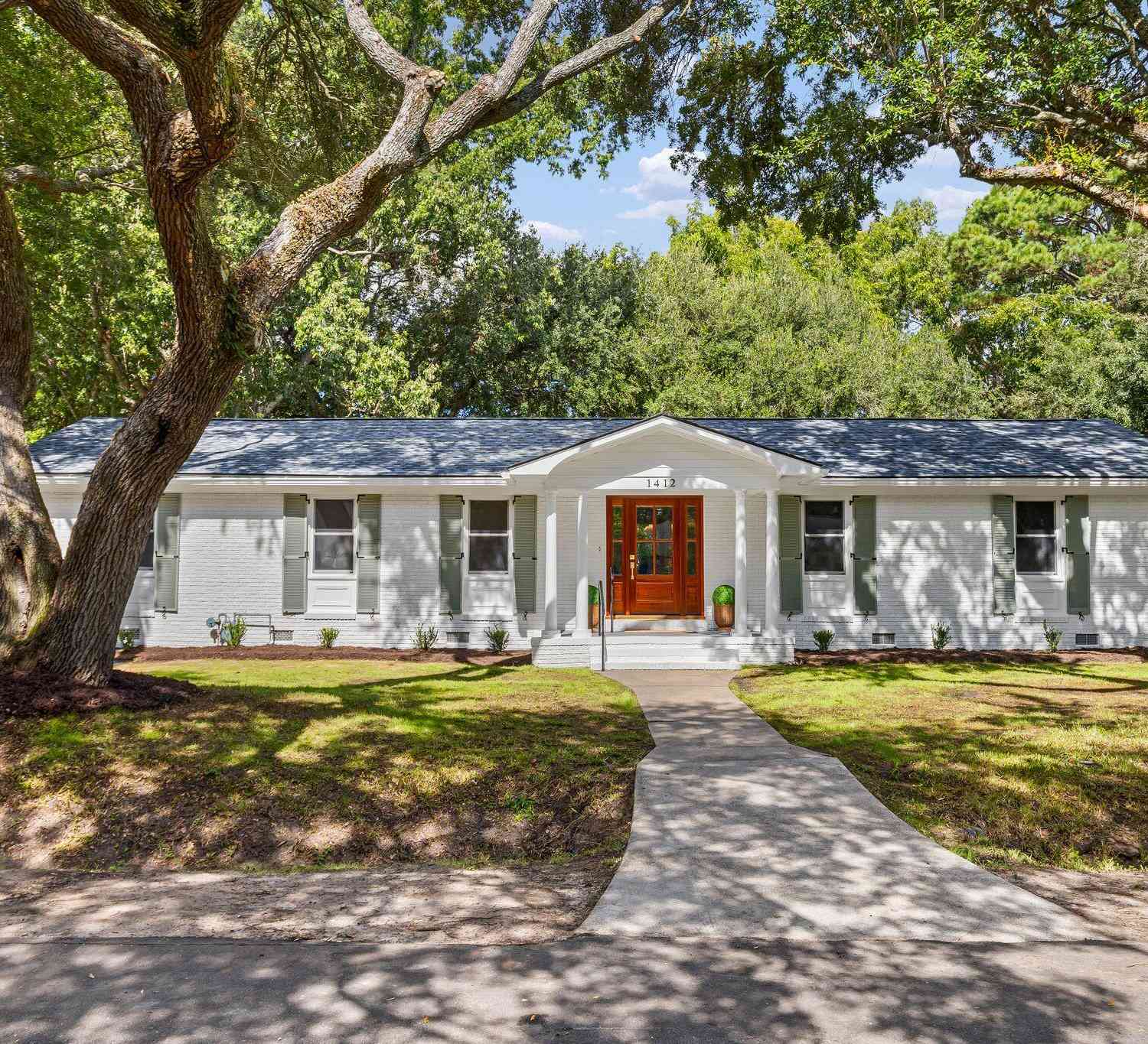 Homes For Sale - 1412 Tara Road<br/> Charleston, SC 29407