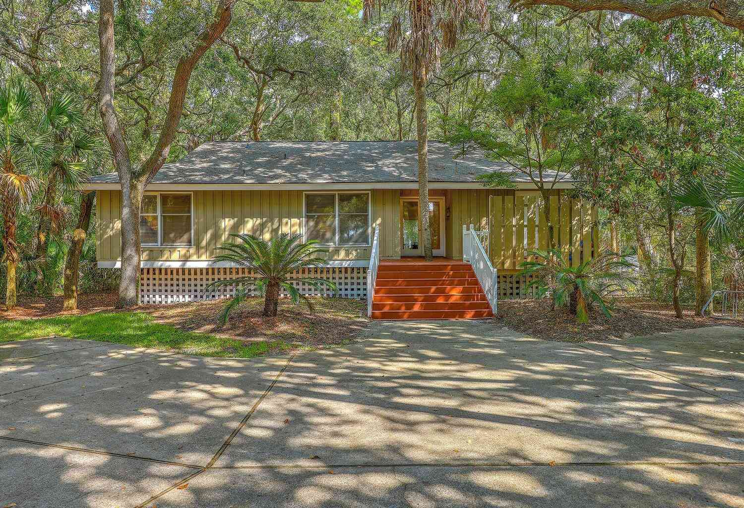 Homes For Rent - 52 Eugenia Avenue<br/> Charleston County, Kiawah Island, SC 29455
