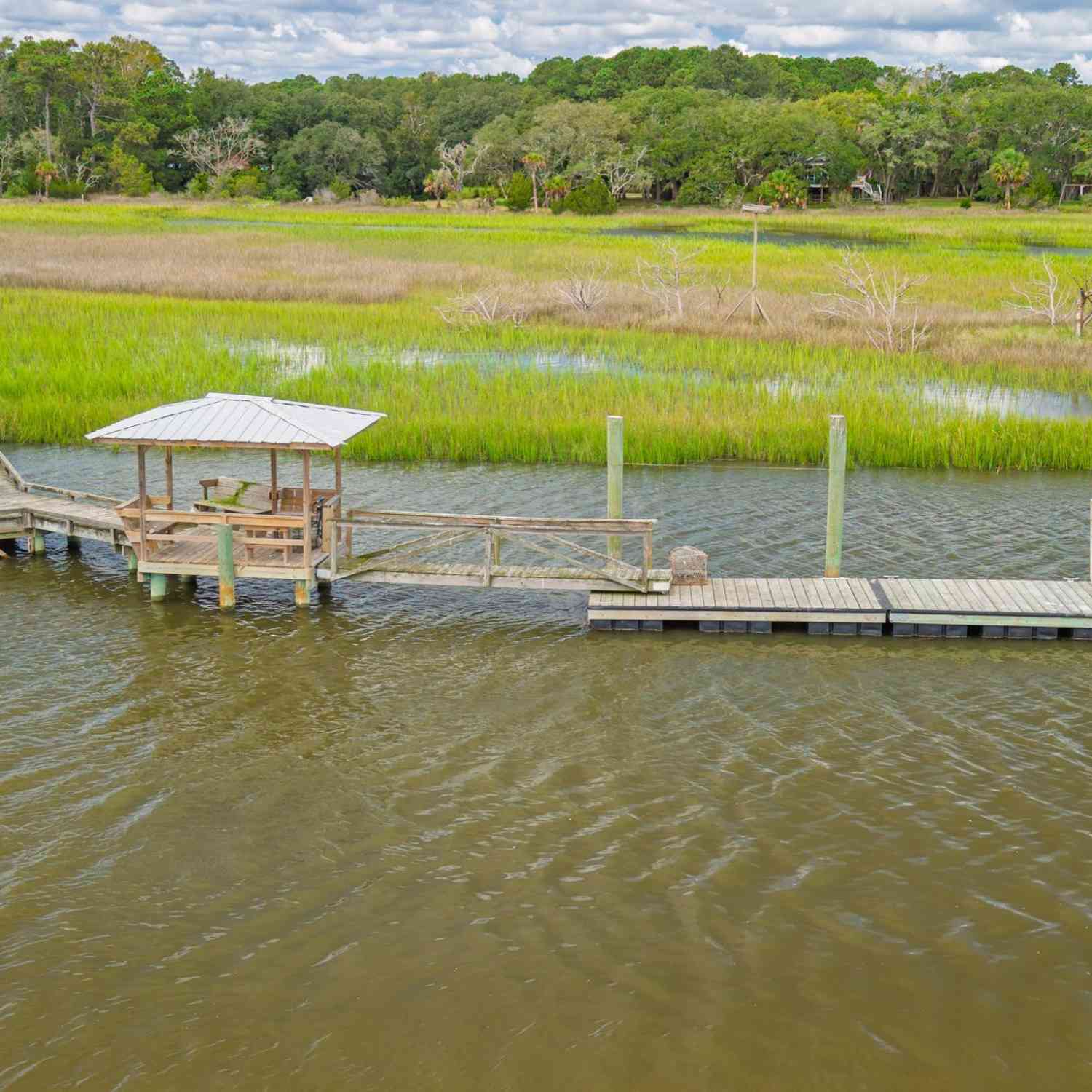 Homes For Sale - 8775 Peters Point Road<br/> Edisto Island, SC 29438
