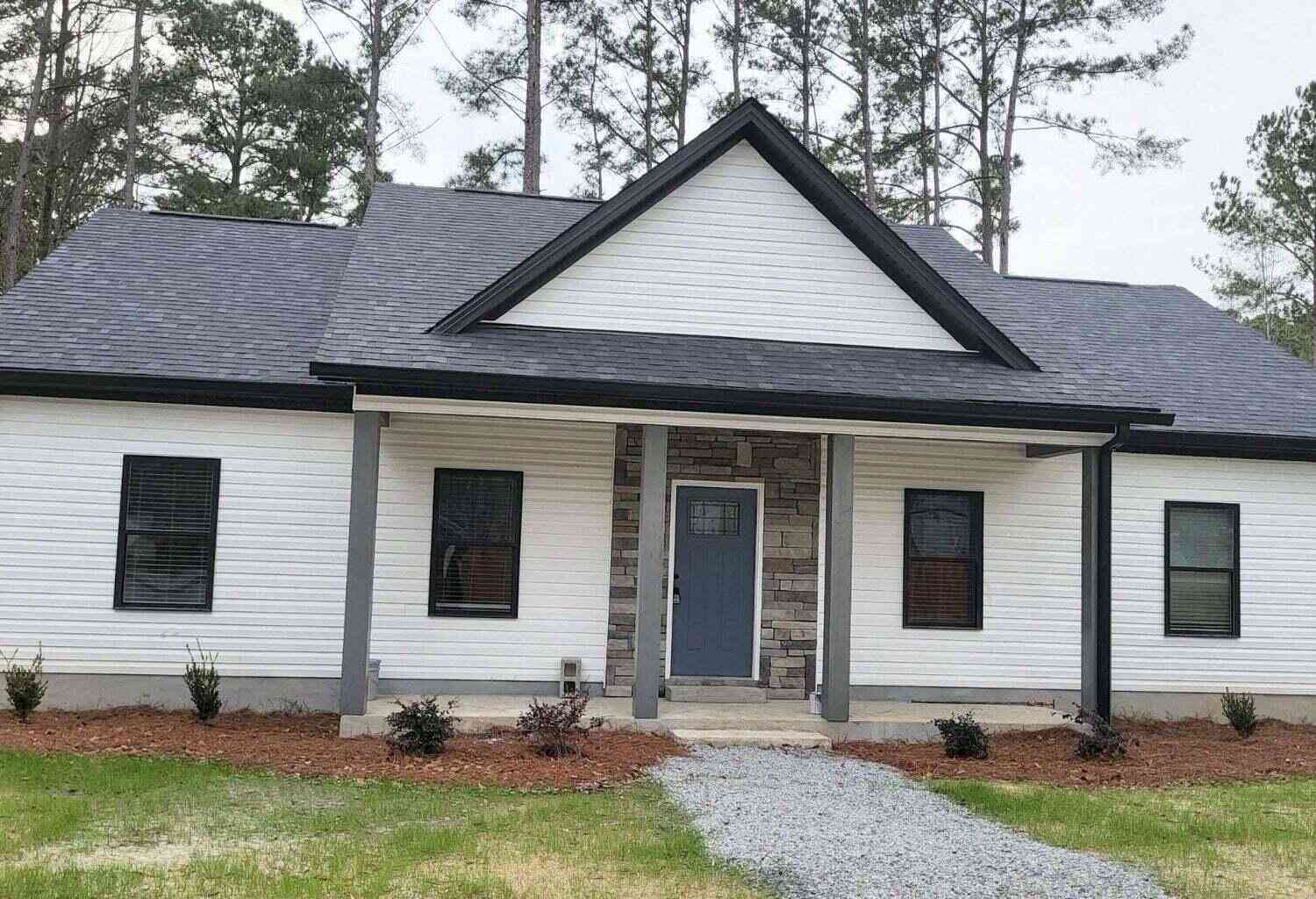 Homes For Sale - 33 Clara Court<br/> Colleton County, Walterboro, SC 29488