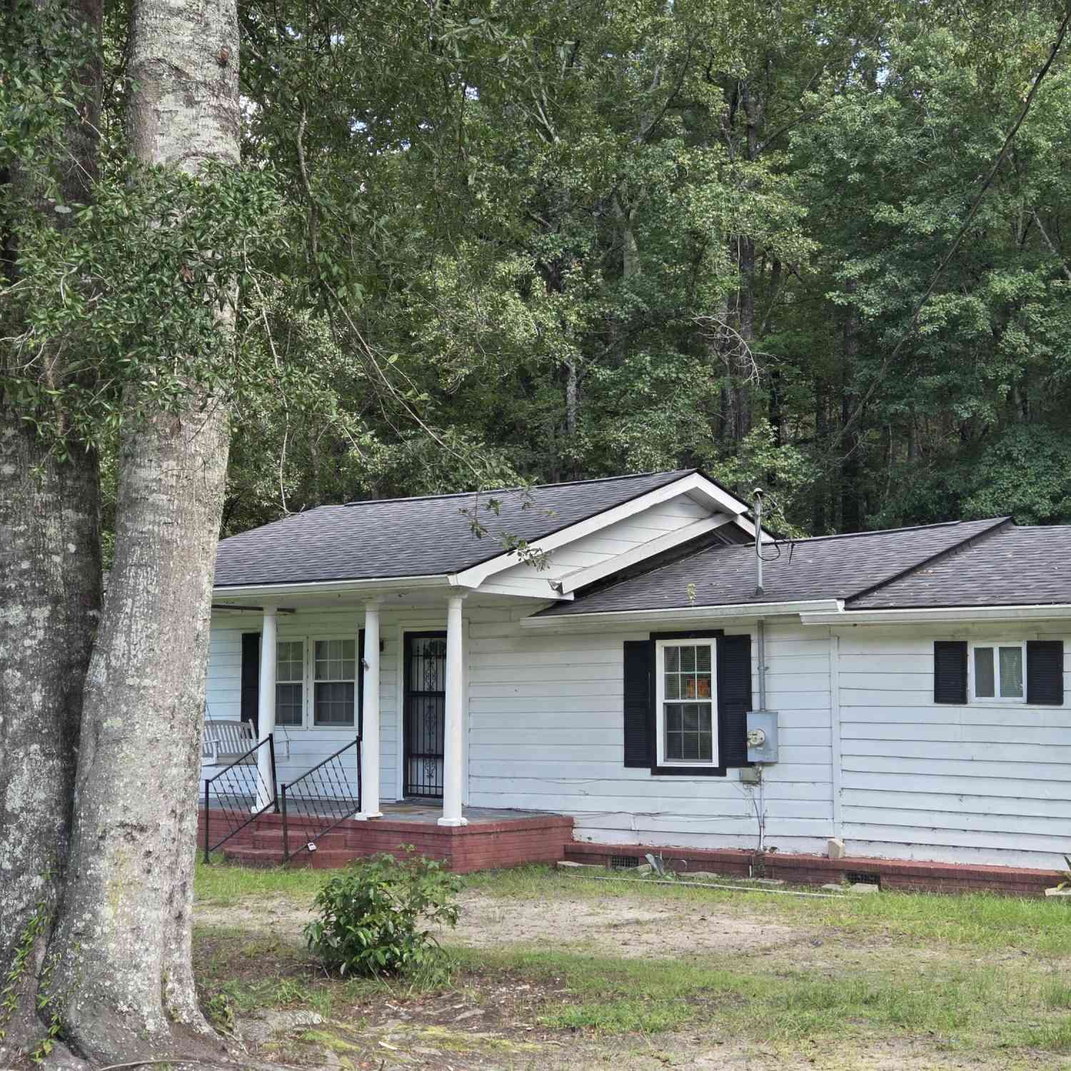 Homes For Sale - 2202 S Highway 61<br/> Ridgeville, SC 29472