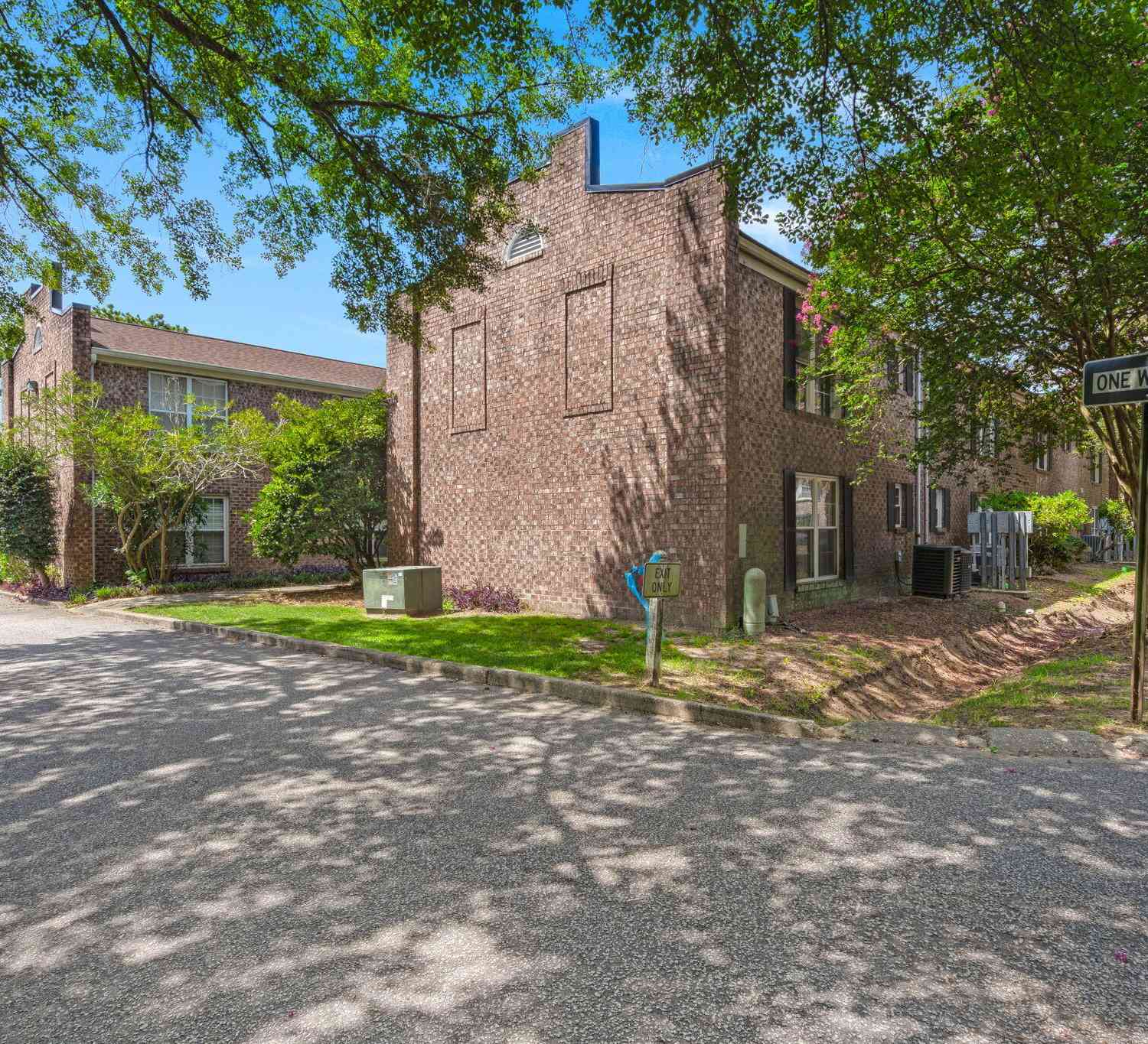 Homes For Sale - 867 Colony Drive #104<br/> Charleston, SC 29407