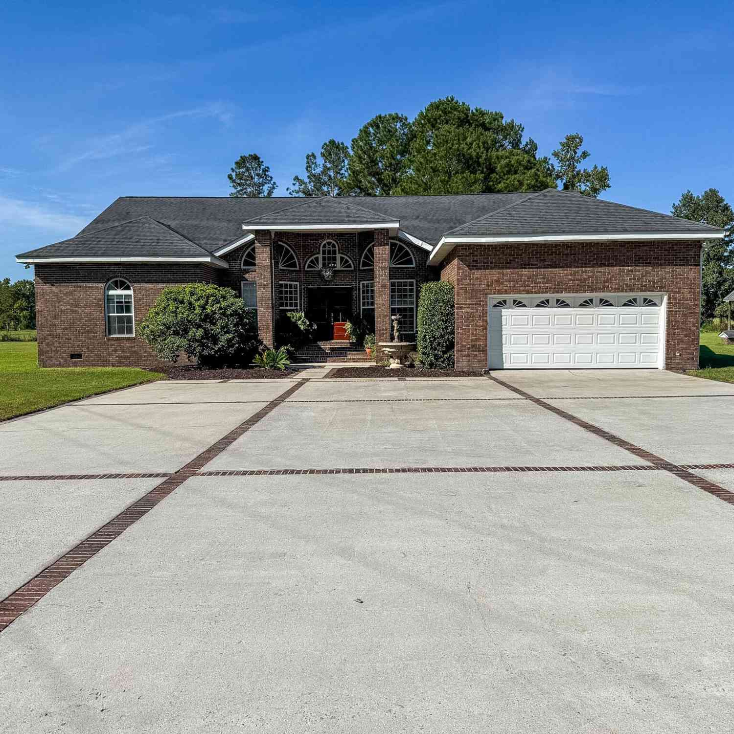 Homes For Sale - 824 Hilton Hall Road<br/> Walterboro, SC 29488