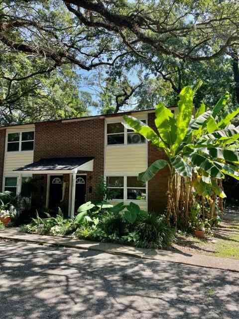 Homes For Rent - 325 Tall Oak Avenue<br/> Charleston, SC 29407