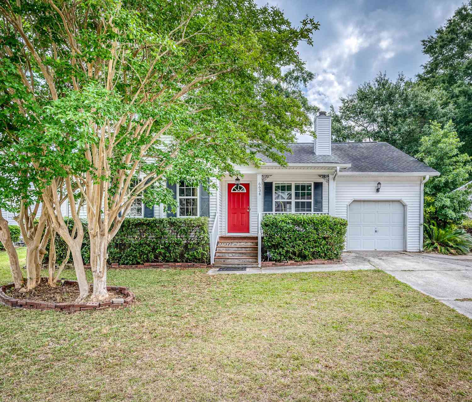 Homes For Sale - 6634 Bent Creek Drive<br/> North Charleston, SC 29420