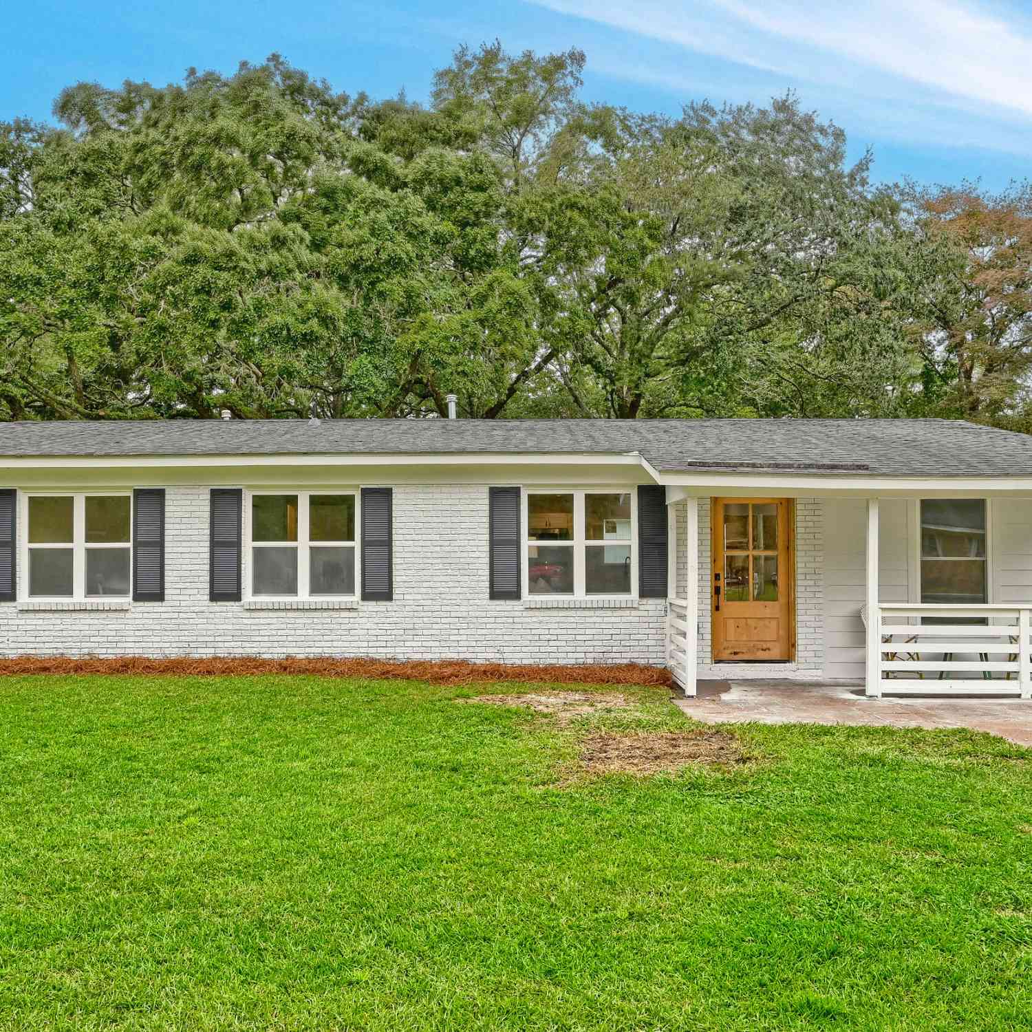 Homes For Sale - 1472 Village Road<br/> Charleston, SC 29407
