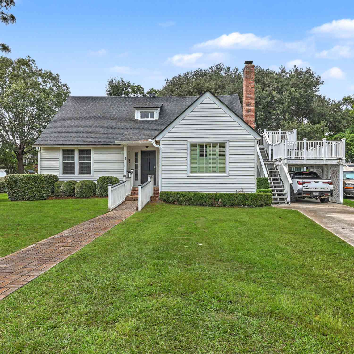 Multifamily For Sale - 4 Oakdale Place<br/> Charleston, SC 29407