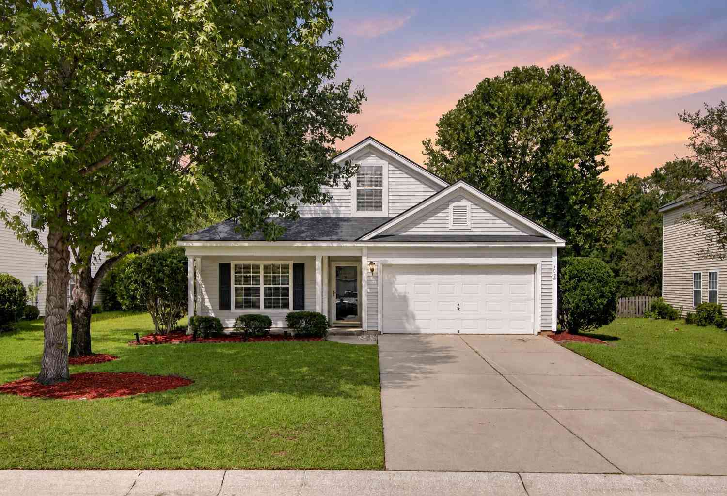 Homes For Sale - 1048 Briar Rose Lane<br/> Ladson, SC 29456