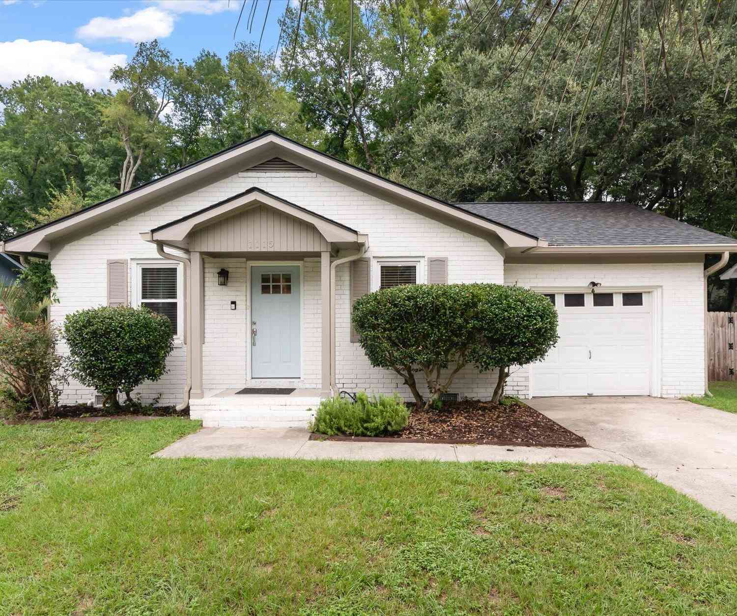 Homes For Rent - 1115 S Shadow Drive<br/> Mount Pleasant, SC 29464