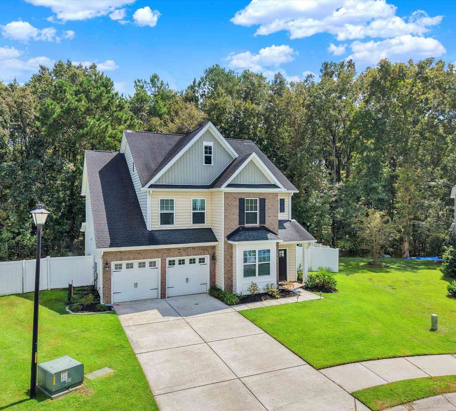 Homes For Sale - 223 Buttonbush Court<br/> Moncks Corner, SC 29461