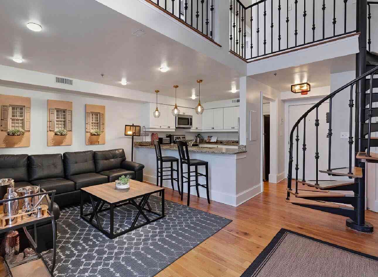 Condo For Sale - 377 King Street #UNIT 203<br/> Charleston, SC 29401