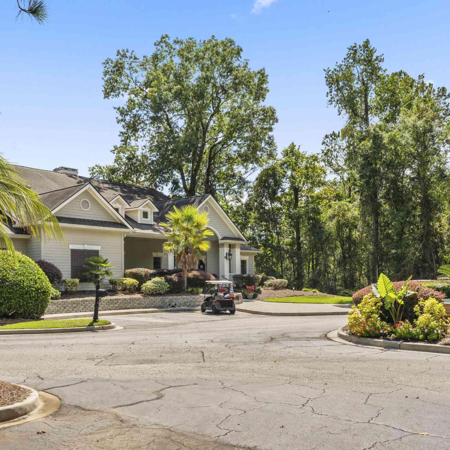 Homes For Sale - 700 Daniel Ellis Drive #APT 10104<br/> Charleston, SC 29412