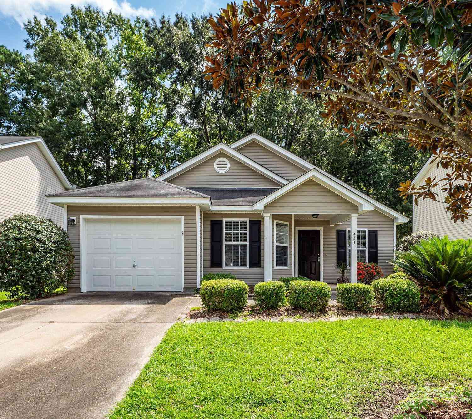 Homes For Rent - 248 Trickle Drive<br/> Dorchester County, Summerville, SC 29483