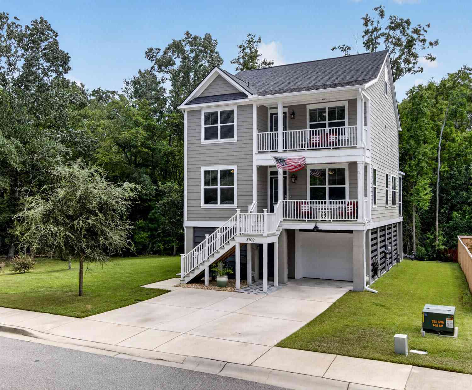 Homes For Sale - 3709 Sandy Gate Lane<br/> Mount Pleasant, SC 29466