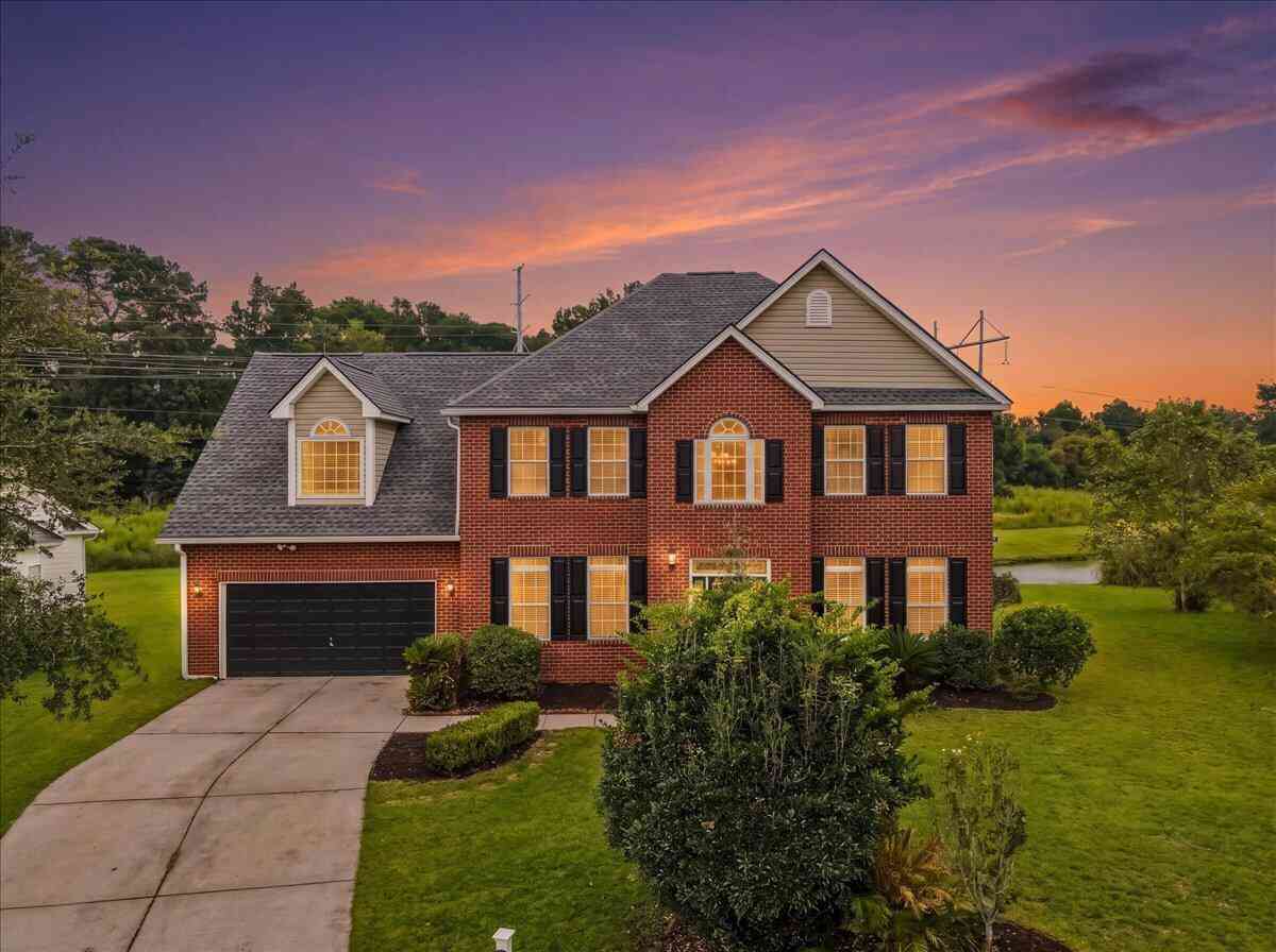 Homes For Sale - 5008 Streamside Road<br/> Summerville, SC 29485