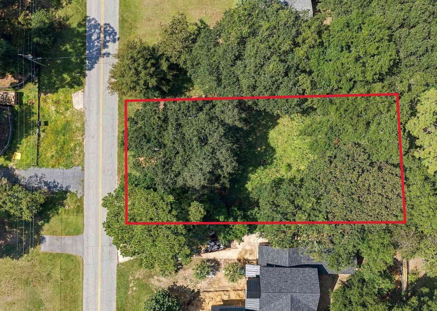 Vacant Land For Sale - 352 Hobcaw Drive<br/> Mount Pleasant, SC 29464