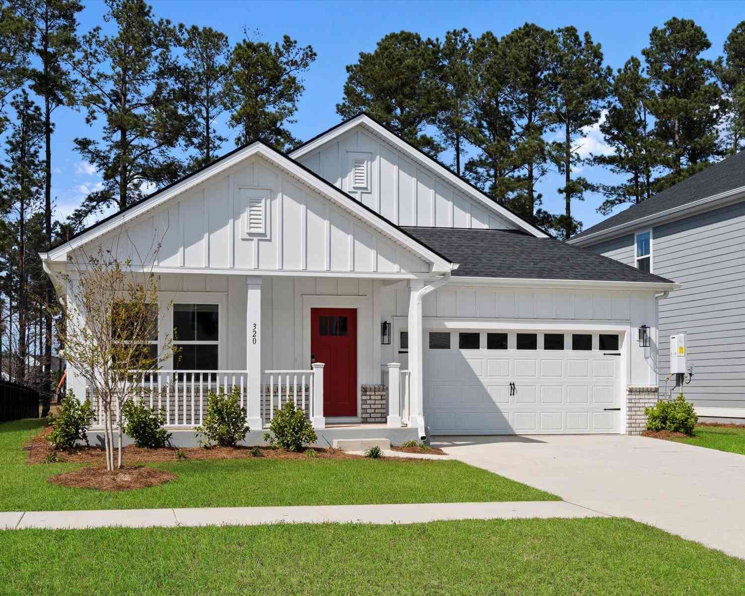 Homes For Sale - 446 Radiant Blue Way<br/> Summerville, SC 29486