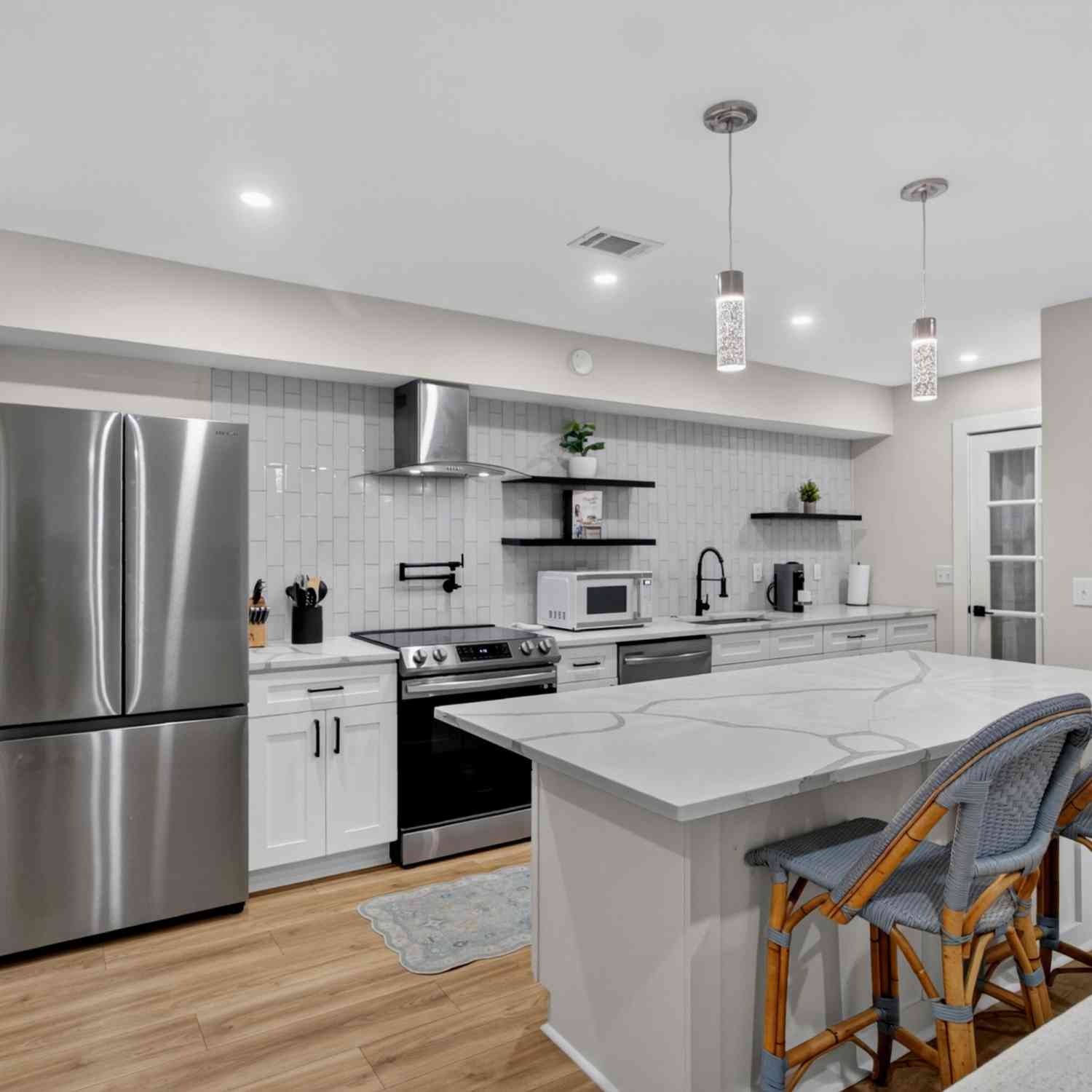 Townhouse For Sale - 24 Meander Row #4<br/> Charleston, SC 29412