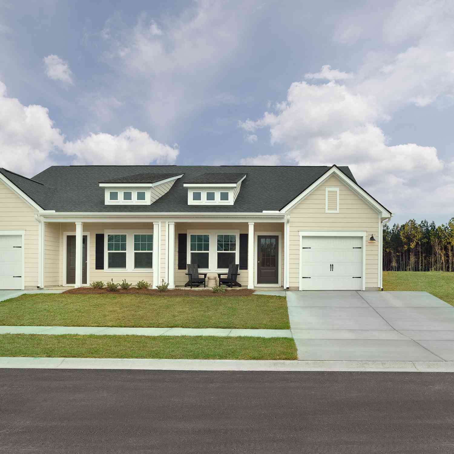 Homes For Sale - 5102 Blackberry Lane<br/> Ravenel, SC 29470