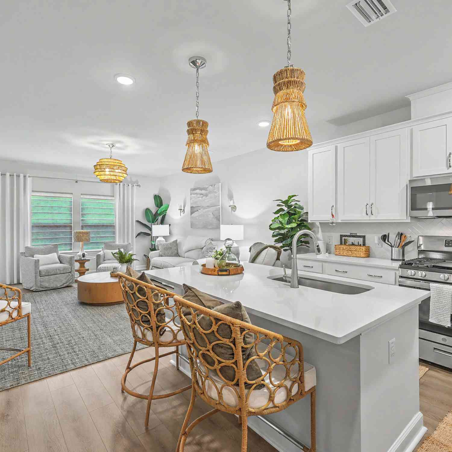 Townhouse For Sale - 941 Dusk Drive<br/> Summerville, SC 29486