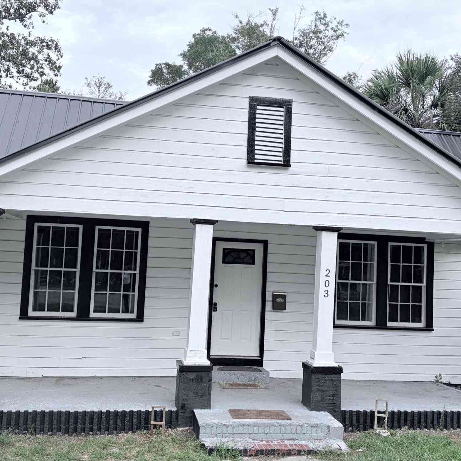 Homes For Sale - 203 Padgett Loop<br/> Walterboro, SC 29488