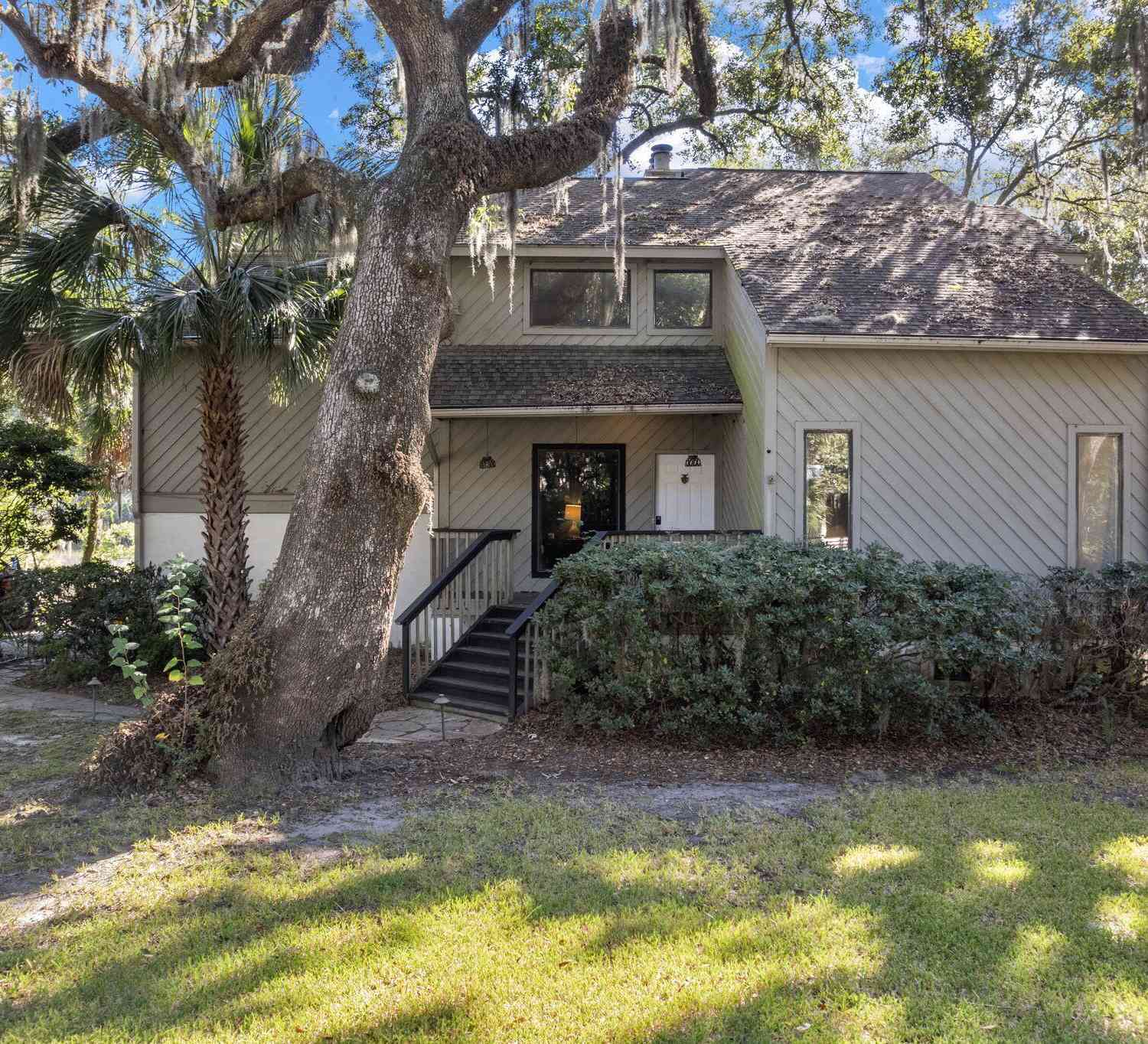 Homes For Sale - 15 Arabian Drive<br/> Charleston, SC 29407