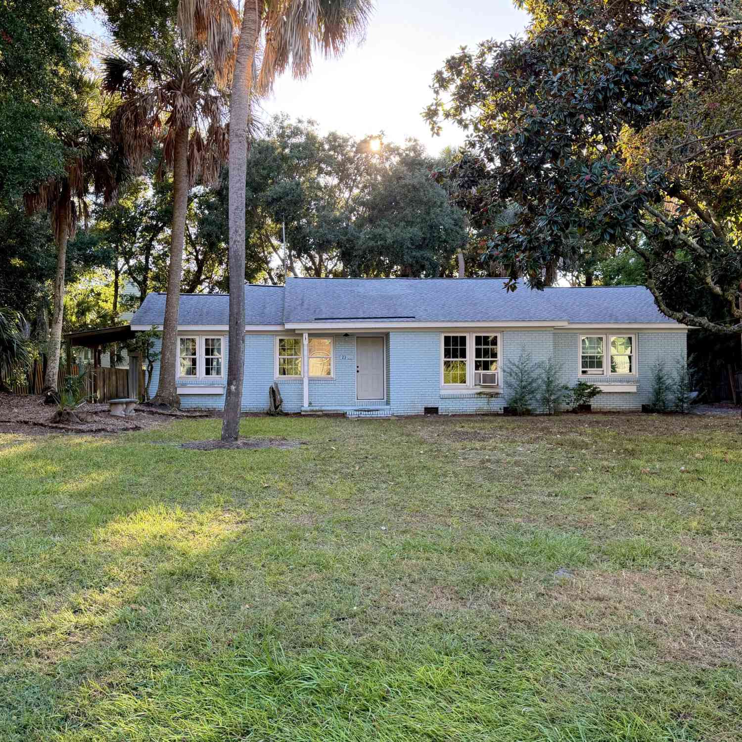 Homes For Sale - 23 31st Avenue<br/> Isle of Palms, SC 29451