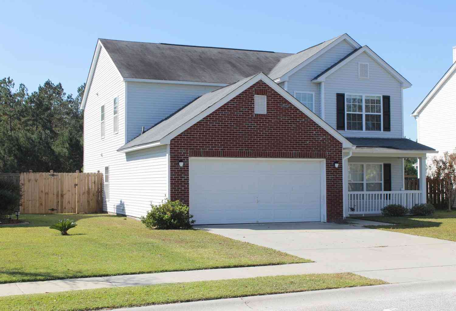 Homes For Rent - 440 Dovetail Circle<br/> Summerville, SC 29483