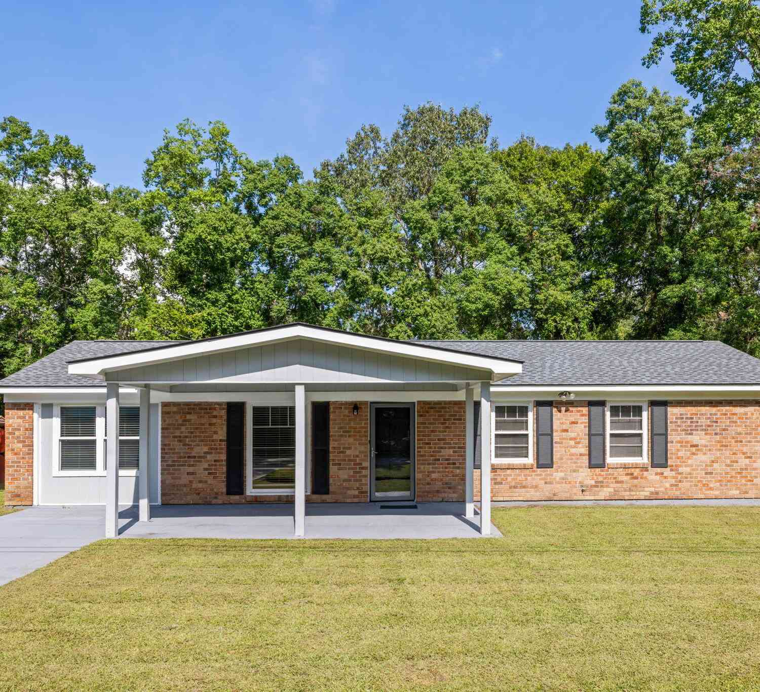 Homes For Sale - 1932 Sunnyvale Avenue<br/> Charleston, SC 29414