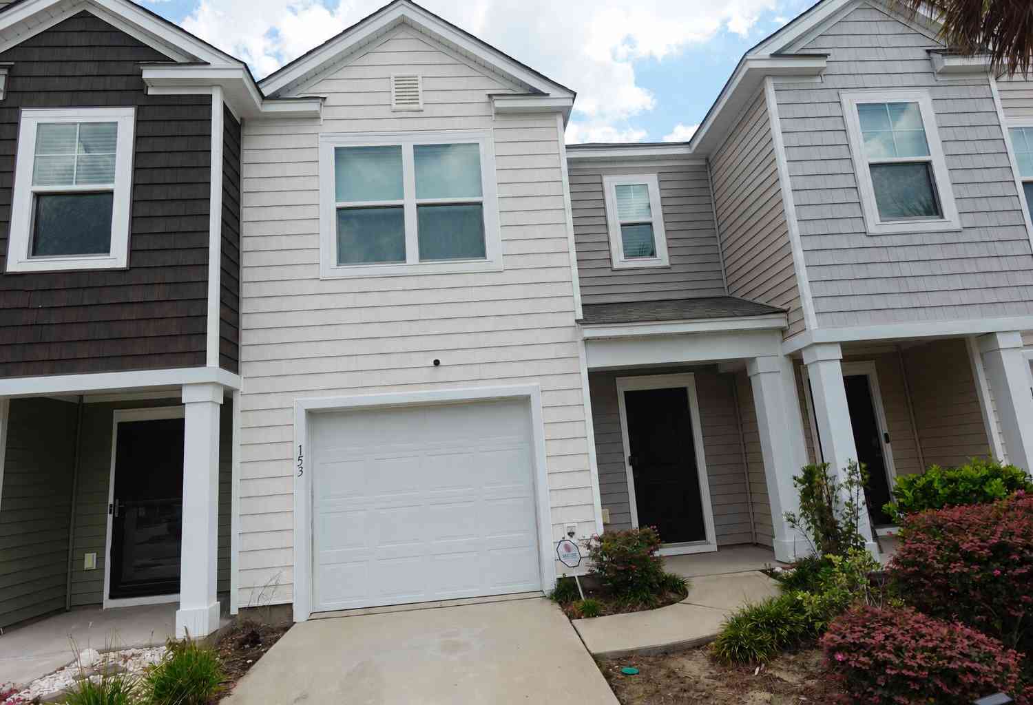 Townhouse For Sale - 153 Rosefield Court<br/> Summerville, SC 29485