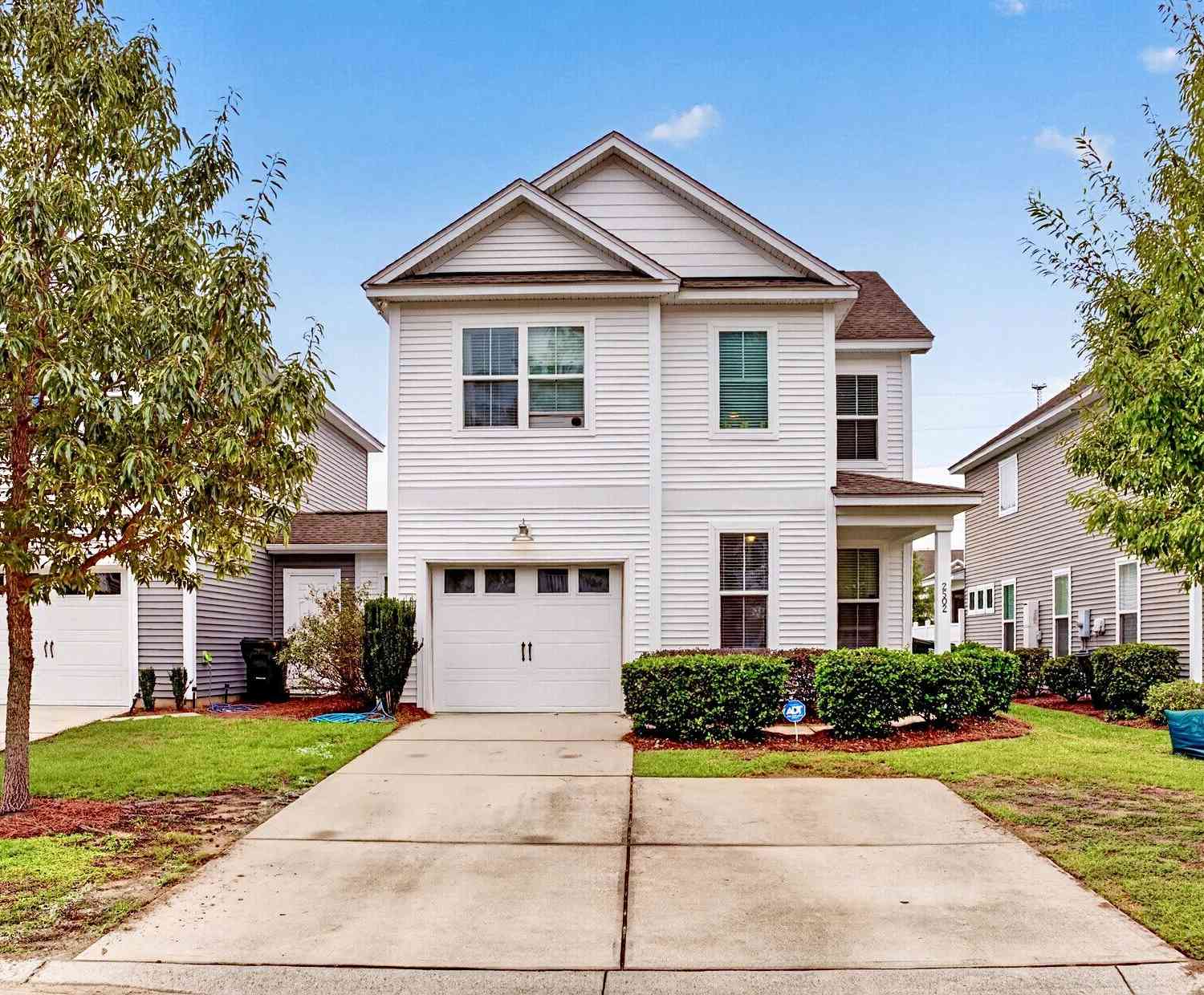 Townhouse For Sale - 2502 Poplar Grove Place<br/> Summerville, SC 29483