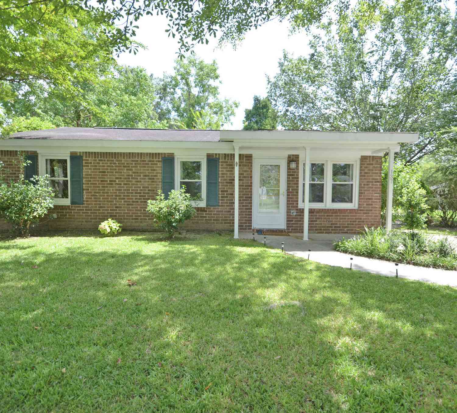 Homes For Rent - 137 Red Cedar Drive<br/> Berkeley County, Goose Creek, SC 29445
