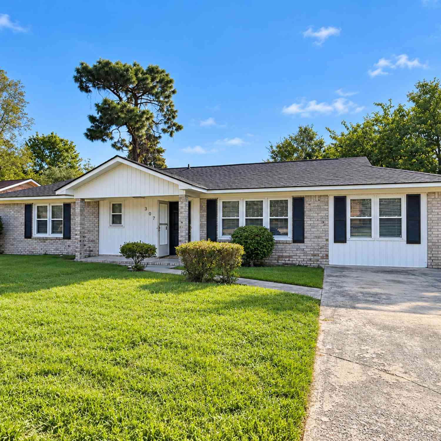 Homes For Rent - 307 Gippy Drive<br/> Berkeley County, Summerville, SC 29486