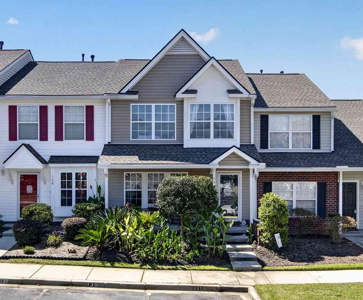 Townhouse For Sale - 131 Hornby Circle<br/> Goose Creek, SC 29445