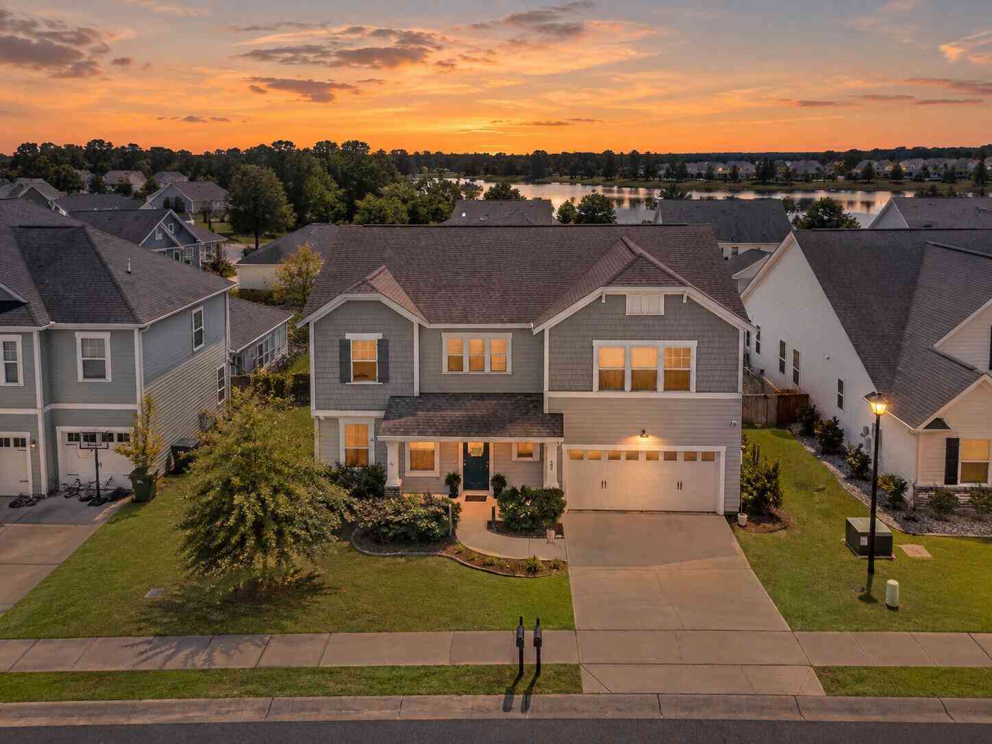 Homes For Sale - 405 Ambergate Lane<br/> Moncks Corner, SC 29461