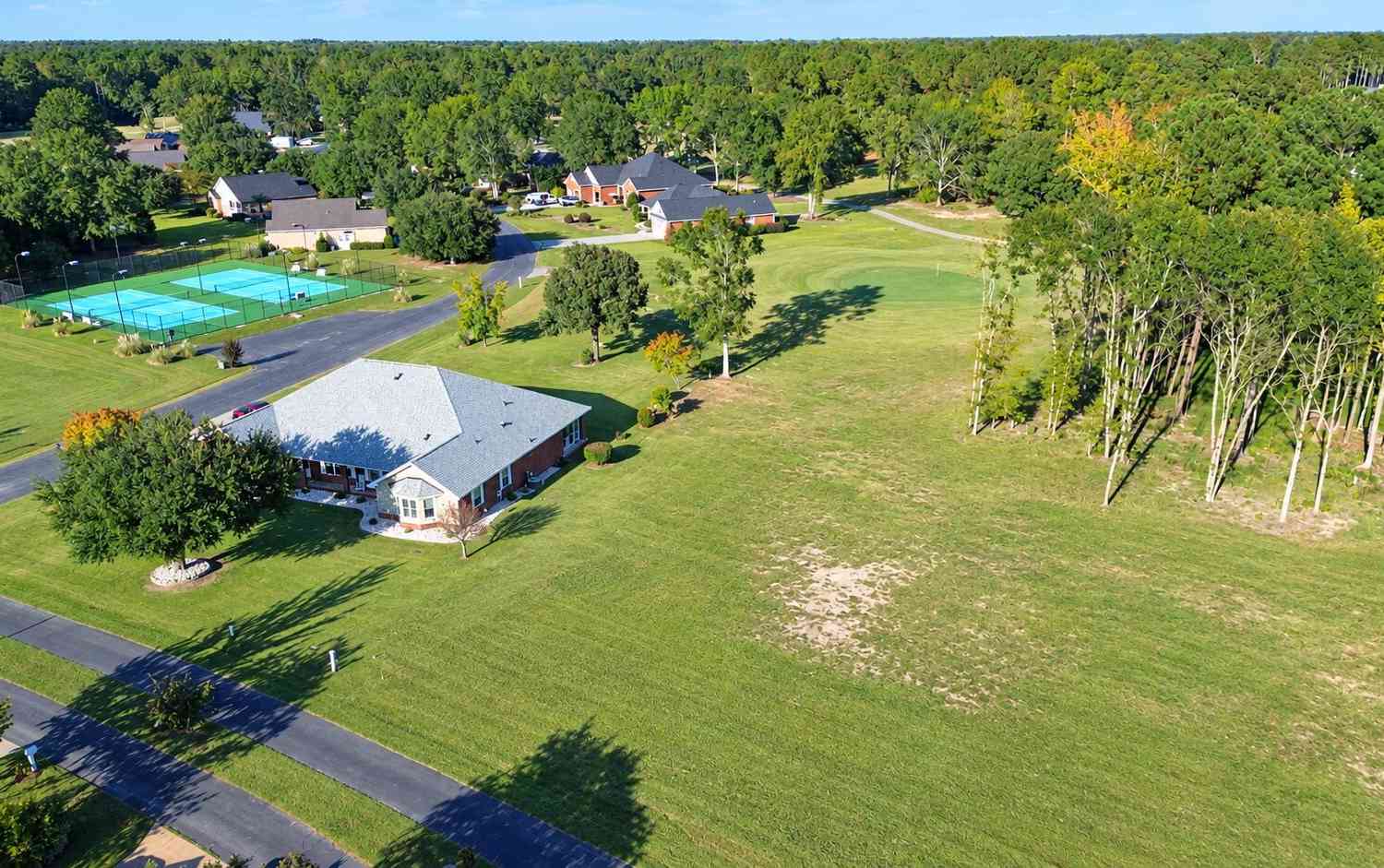 Vacant Land For Sale - 92 Ridge Lake Drive<br/> Manning, SC 29102