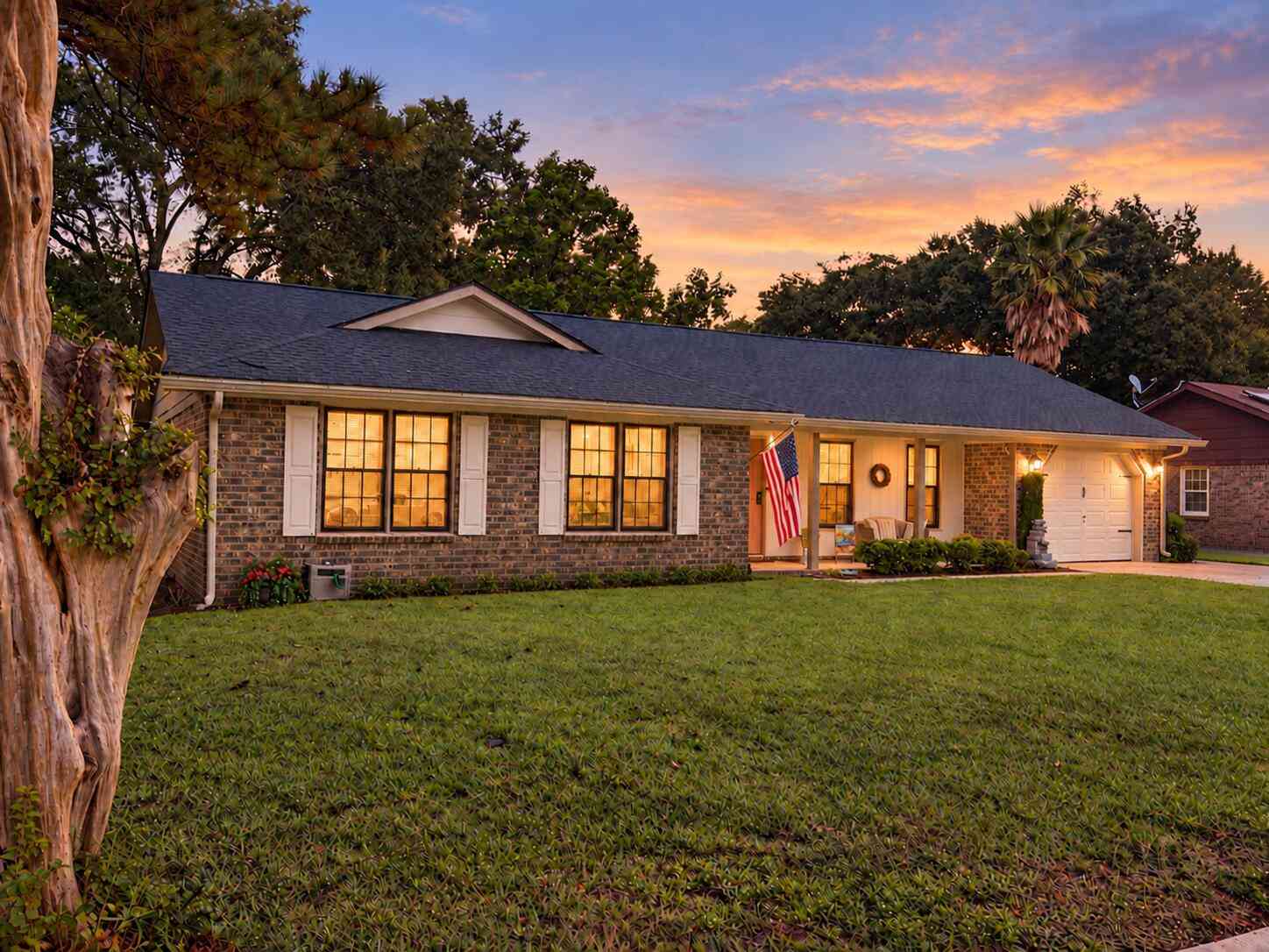 Homes For Sale - 8176 Long Shadow Lane<br/> North Charleston, SC 29406